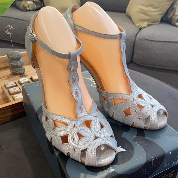 Platinum bp northstrom silver heels - Picture 1 of 6